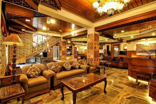 Внешний вид отеля Welcome Hotel At Srinagar