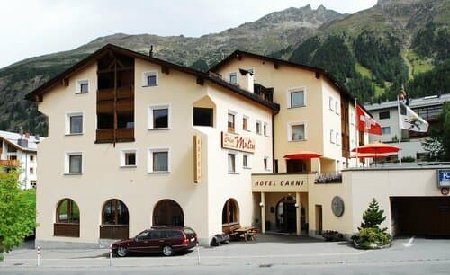 Внешний вид отеля Hotel Garni Chesa Mulin