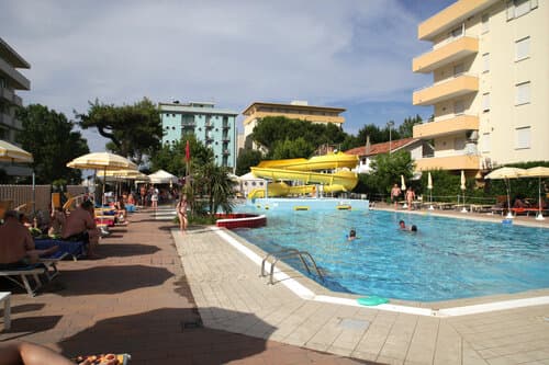 Внешний вид отеля Hotel Vanni в Мизано-Адриатико