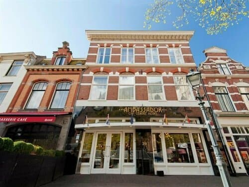 Внешний вид отеля Ambassador City Centre Hotel