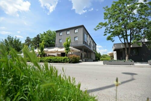 Внешний вид отеля The Loop