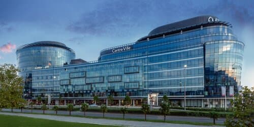 Внешний вид отеля Crowne Plaza Podgorica