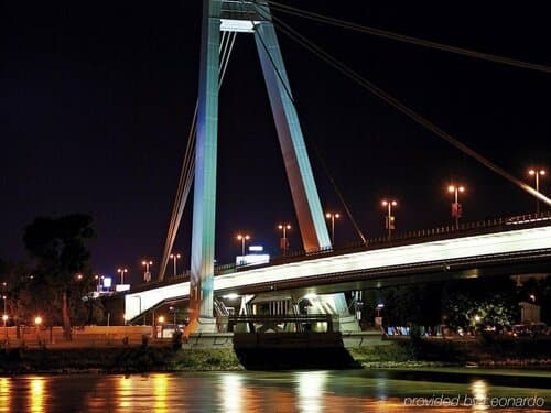 Внешний вид отеля Ibis Bratislava Centrum