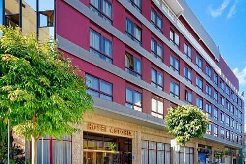 Внешний вид отеля Bull Astoria