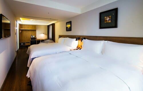 Внешний вид отеля Just Sleep Kaohsiung Zhongzheng Hotel в Гаосюне