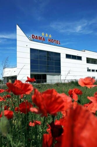 Внешний вид отеля Hotel Dama