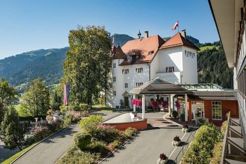 Внешний вид отеля Lebenberg Schlosshotel-Kitzbühel