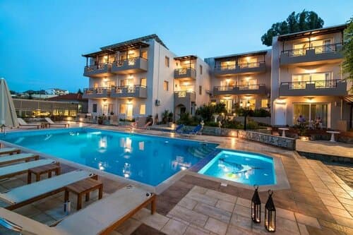 Внешний вид отеля Irida Hotel