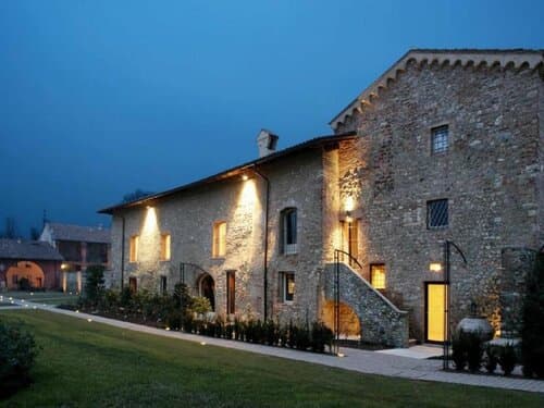 Внешний вид отеля Santellone Resort в Бреше