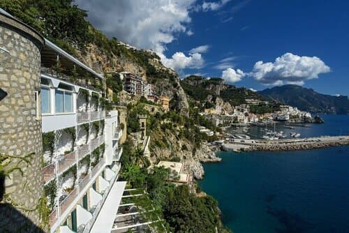 Внешний вид отеля Hotel Miramalfi в Амальфи