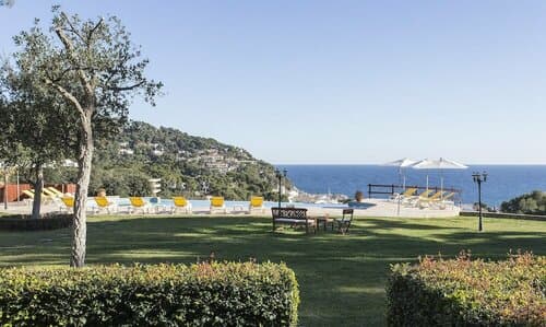 Внешний вид отеля Hotel BlauMar Llafranc