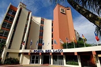 Внешний вид отеля Porta Hotel del Lago
