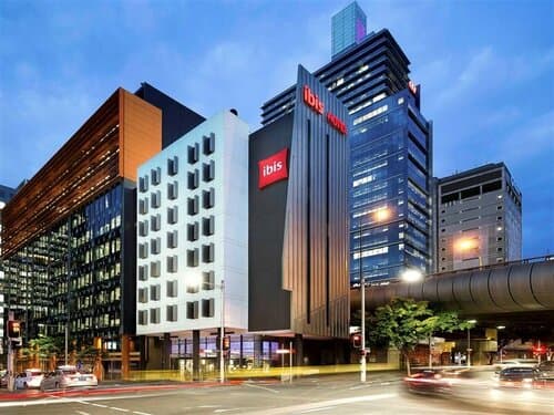 Внешний вид отеля Ibis Sydney Barangaroo