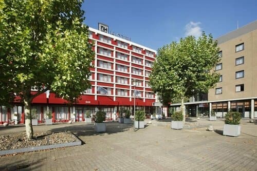 Внешний вид отеля Nh Maastricht в Маастрихте