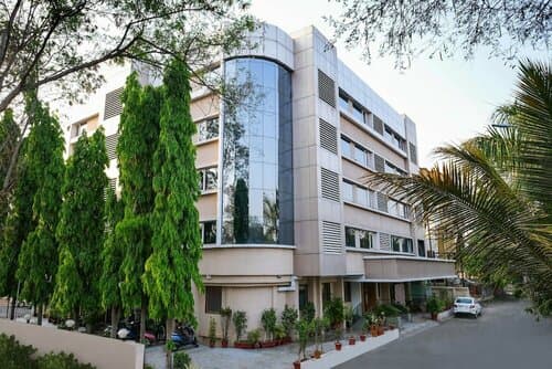 Внешний вид отеля 7 Apple Hotel Pimpri Pune в Хавелях