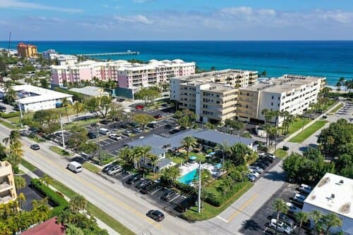 Внешний вид отеля Tropic Isle Beach Resort в Дирфилд-Бич