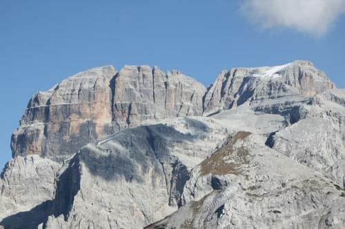 Внешний вид отеля Albergo alla Posta в Пинцоле