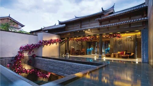 Внешний вид отеля Hotel Indigo Lijiang Ancient Town, an Ihg Hotel в Лицзяне