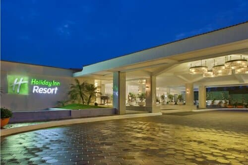 Внешний вид отеля Holiday Inn Resort Goa в Кавелосиме