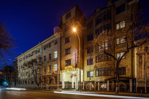 Внешний вид отеля Иностранец в Краснодаре