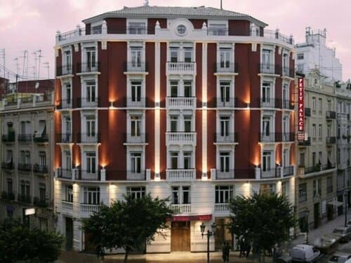 Внешний вид отеля Petit Palace Ruzafa Hotel в Валенсии (провинция)