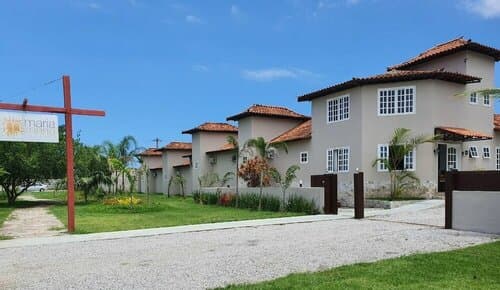 Внешний вид отеля Pousada Maria Maria в Армасан-дус-Бузиусе