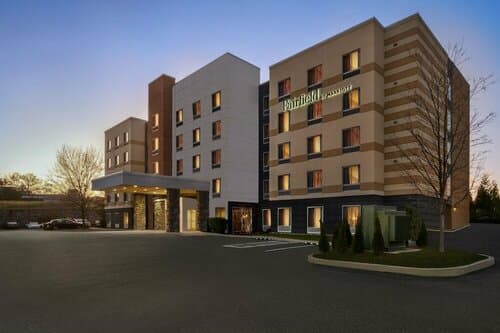 Внешний вид отеля Fairfield Inn & Suites Hershey Chocolate Avenue