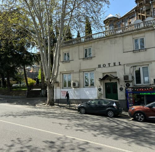 Внешний вид отеля Triple Eight Hotel