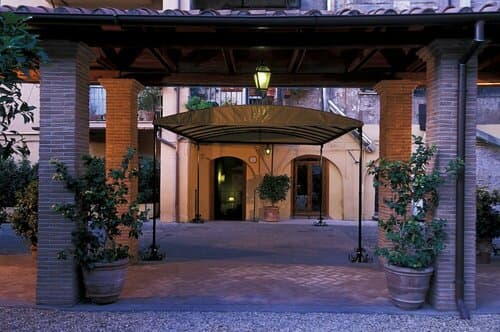 Внешний вид отеля Hotel Santa Maria в Риме