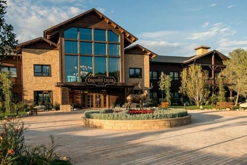 Внешний вид отеля PortAventura Hotel Colorado Creek