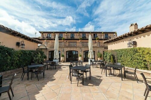 Внешний вид отеля Hotel Cigarral De Caravantes в Толедо