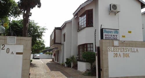 Внешний вид отеля Sleepers Villa