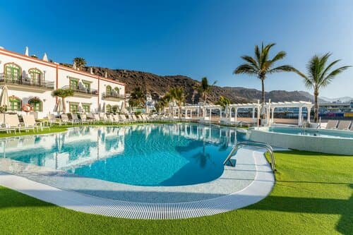 Внешний вид отеля Hotel Livvo Puerto de Mogán