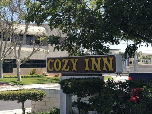 Внешний вид отеля Cozy Inn