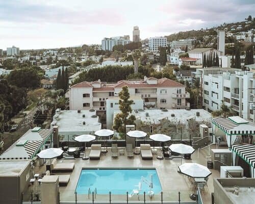 Внешний вид отеля Chamberlain West Hollywood в Уэст-Голливуде