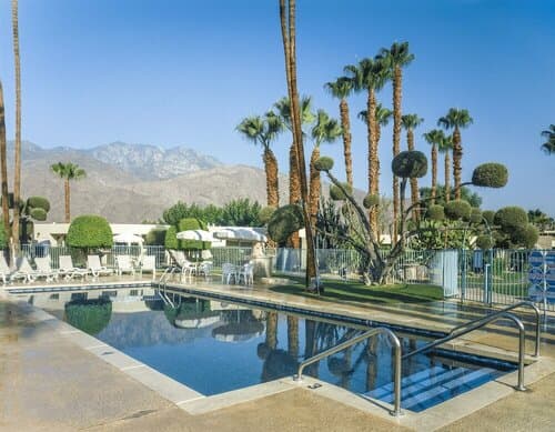 Внешний вид отеля Desert Isle of Palm Springs