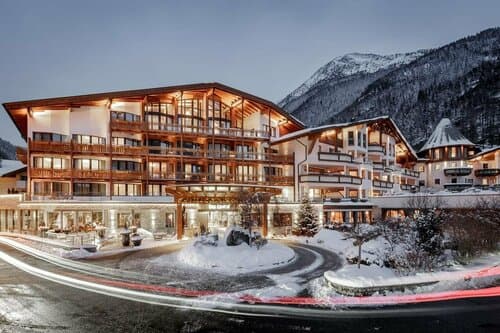 Внешний вид отеля Das Central - Alpine. Luxury. Life, Sölden