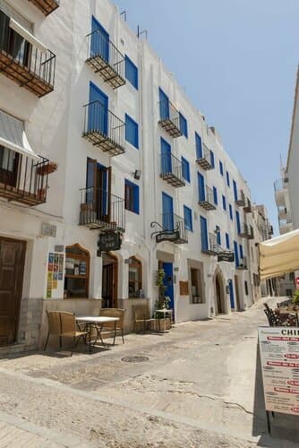 Внешний вид отеля Pensión Restaurante Chiki