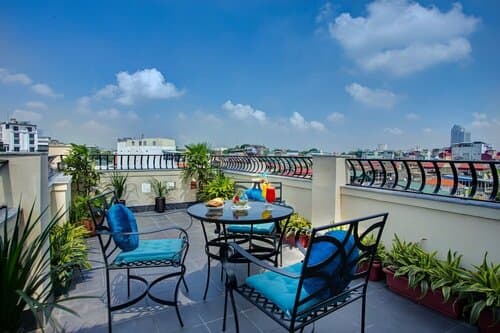 Внешний вид отеля Ambassador Hanoi Hotel & Travel в Ханом