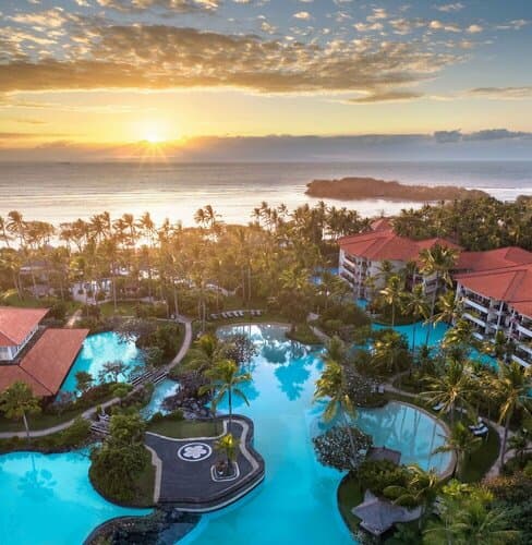 Внешний вид отеля The Laguna, a Luxury Collection Resort & SPA, Nusa Dua