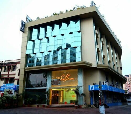 Внешний вид отеля Srinivas Saffron Hotel в Мангалоре
