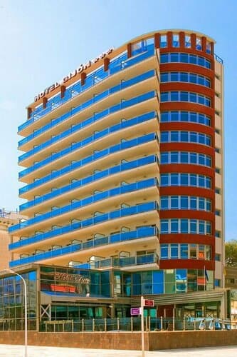 Внешний вид отеля Hotel Rh Gijón в Гандии