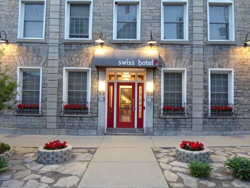Внешний вид отеля Swiss Hotel