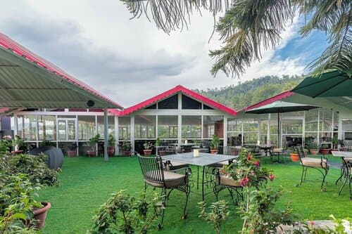 Внешний вид отеля Country Inn Maple Resort Chail