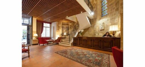 Внешний вид отеля Hotel des Augustins