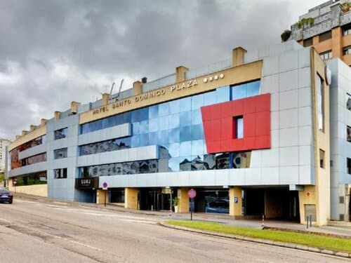 Внешний вид отеля Iberik Hotel Santo Domingo Plaza в Овьедо