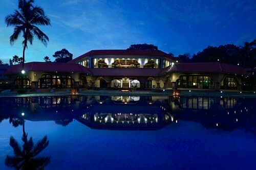 Внешний вид отеля Taj Fort Aguada Resort & SPA, Goa в Бардеже