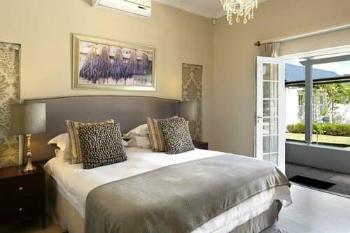 Внешний вид отеля Lavender Farm Guest House в Муниципалитете Стелленбоше