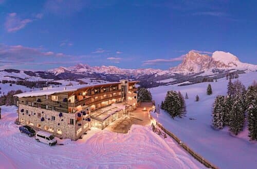 Внешний вид отеля Paradiso Pure. Living Vegetarian-Vegan Hotel в Кастельрутто