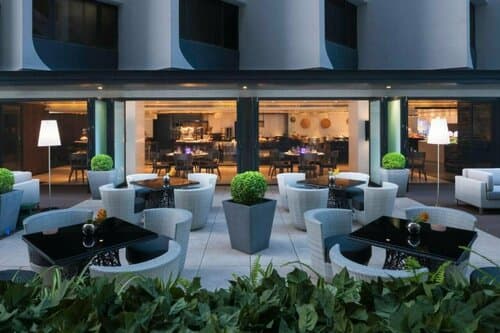 Внешний вид отеля Gateway, Marco Polo Hotel в Цзюлуне